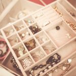 4 Simple Reasons People Sell Their Gold & Silver Jewelry